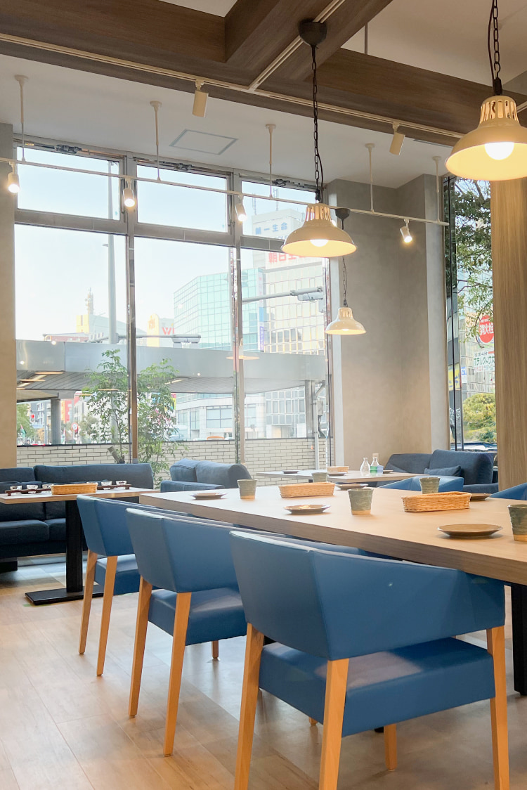 レストラン タッカ店内